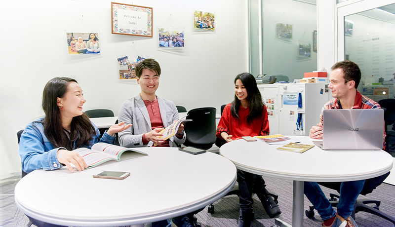 五龙捕鱼 彼女に思い出させることを忘れないでください：負傷した足は横にあります